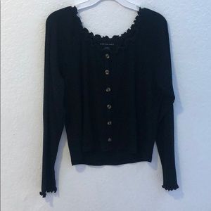 black off the shoulders crop top